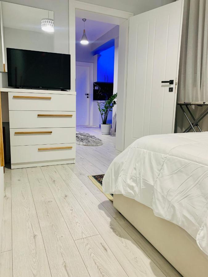 Cozy Corner Apartment Tiranë Luaran gambar